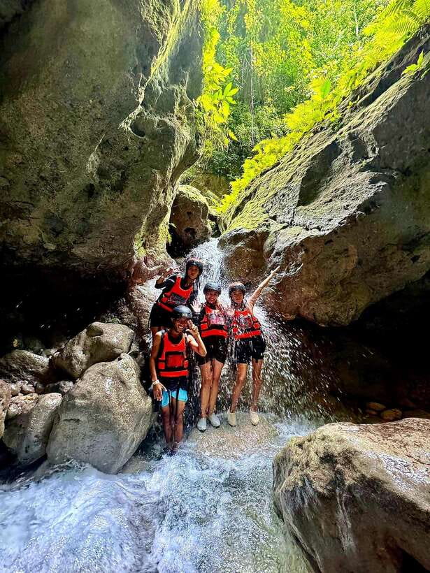 Moalboal: Kawasan Canyoneering with Lunch & Free Transfers - The 3 to 4 hour Kawasan Falls route