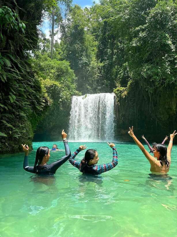 Moalboal: Sardine Run Snorkeling & Kawasan Canyoneering - Lunch with a beachfront view in Badian