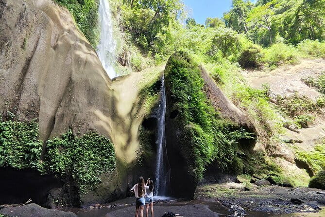 Pagsanjan Falls Tour with Lunch Included - Pickup reliability and booking caution