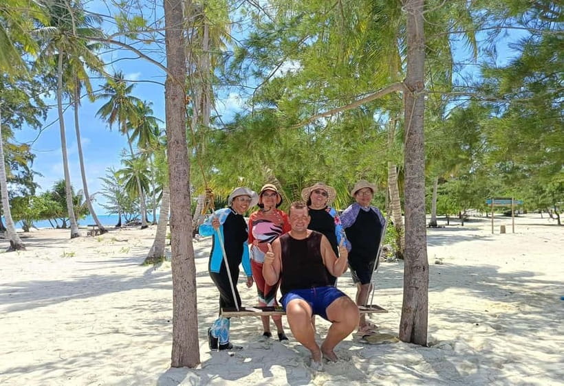 PALAWAN: Balabac Island Hopping with Full board Meals - What $422 buys you, and what it does not