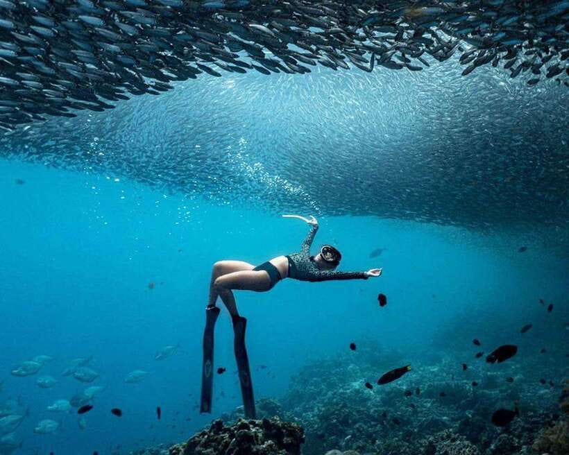 Panglao: Napaling Reef and Sardines Freediving Experience - The five-minute scooter ride to the reef