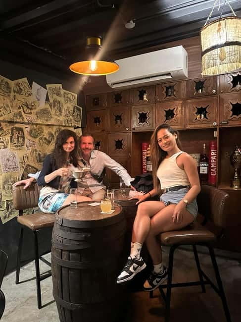 Poblacion Makati Bar Hopping Experience - Moving into a house and techno club