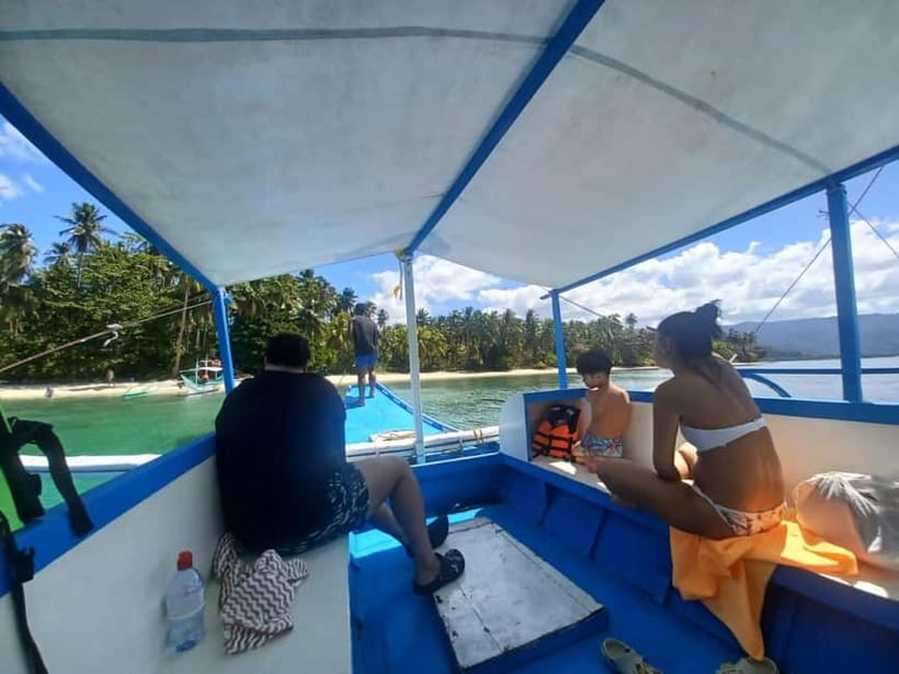 Port Barton: Island Hopping with Lunch,Hotel Transfer & Fees - What lunch, music, and the crew add