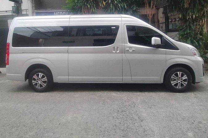 Private Arrival Transfer: Ninoy Aquino International Airport to Manila - Wi-Fi, television, and comfort in Manila traffic