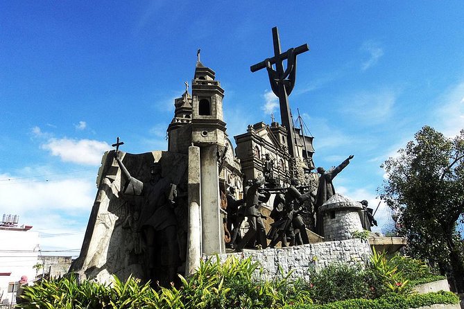 Private Cebu & Lapu-Lapu City Tour with Uphill Spots & Lunch at House of Lechon - Basilica Minore and Magellan’s Cross