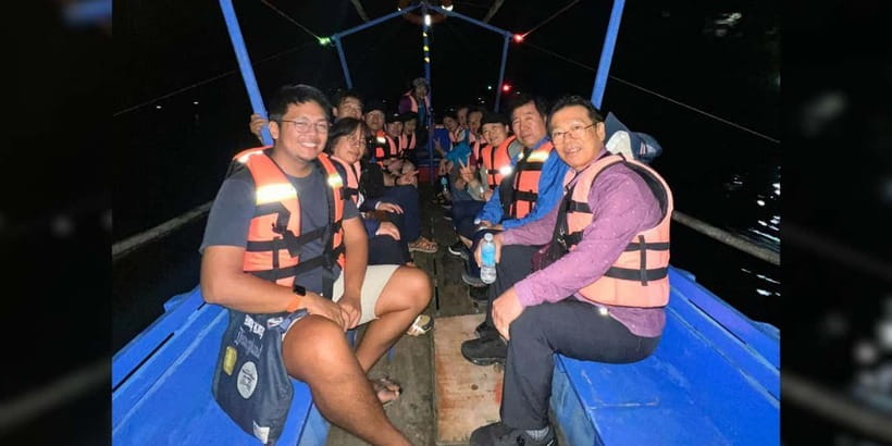 Private Firefly Watching Night Cruise on Bohol Abatan River - Who will enjoy this evening most?