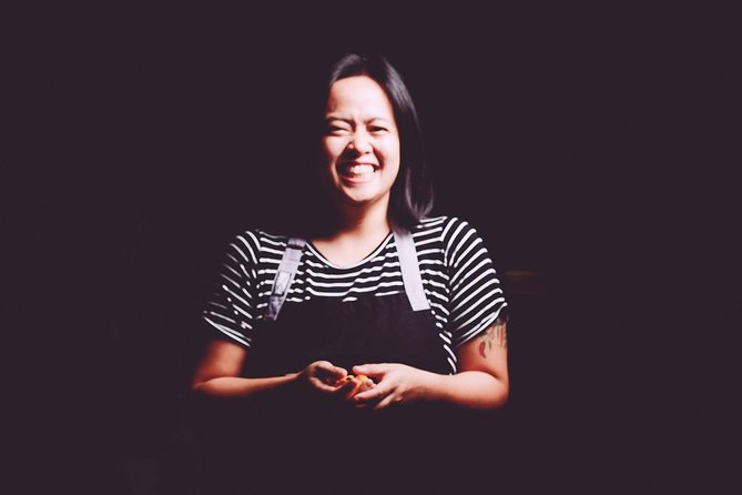 Private Market Tour and Filipino Cooking Class in Manila with Isi - Sitting down to a Filipino meal