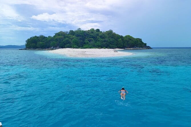 Private Palawan Expedition, El Nido to Coron 3 Days 2 Nights - Day two: Cobra, Kala Kala, Cagdanao, and Balen Ben