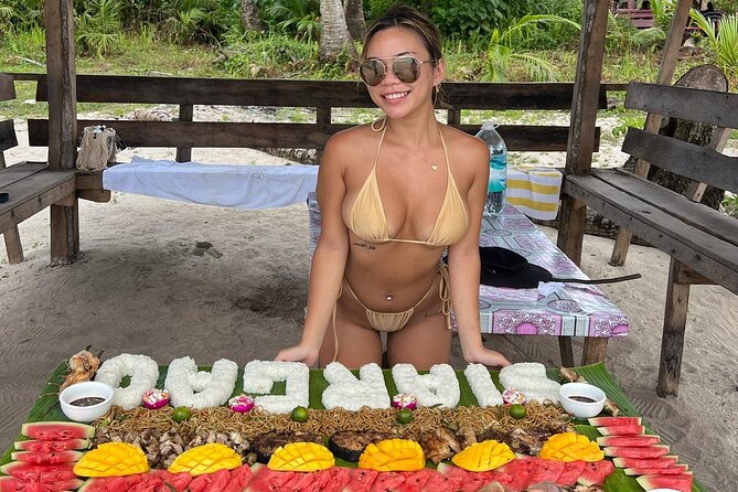 Private Tri Island Hopping & Boodle Fight Lunch in Siargao Island - What the private format is worth at $155.12