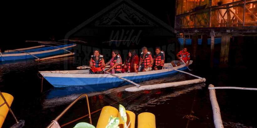 Puerto Princesa: Firefly Watching Paddle Boat Tour & Dinner - What the guide adds to the experience