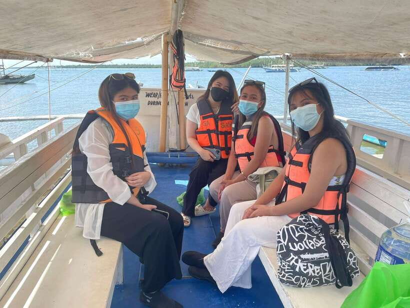 Puerto Princesa: Honda Bay Tour with Lunch - Starfish Island and the shallow-water search