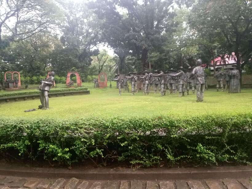 Revolutionary Tour of Manila - Manila Cathedral and the struggle for power