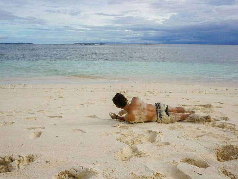 Siargao:Tri Island Hopping Naked Island, Daku, Guyam w/Lunch - Facilities are basic, so pack for an outdoor day