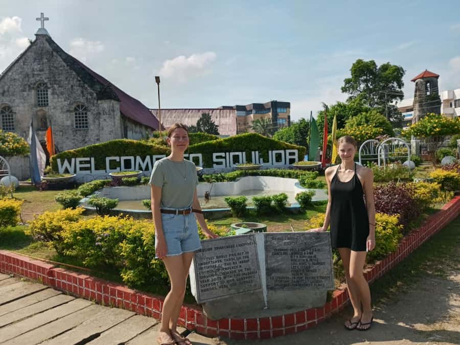 Siquijor: Siquijor Island Tour Cambugahay Falls Private - Sambulawan Underground River is the unusual stop