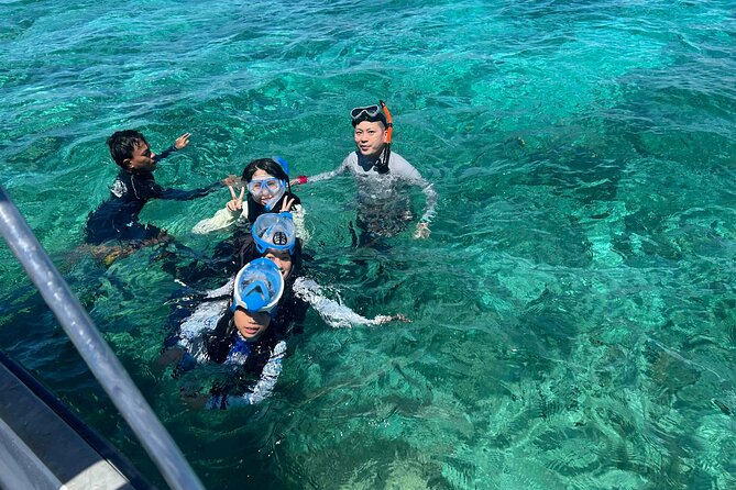 Snorkeling at San Vicente with speed boat - Guides, captains, and the human side of the trip