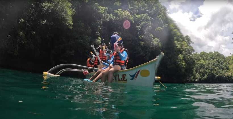 Sohoton Cove: Swim with Jellyfish & Explore Hidden Lagoons - Wildlife, plants, and the value of slowing down