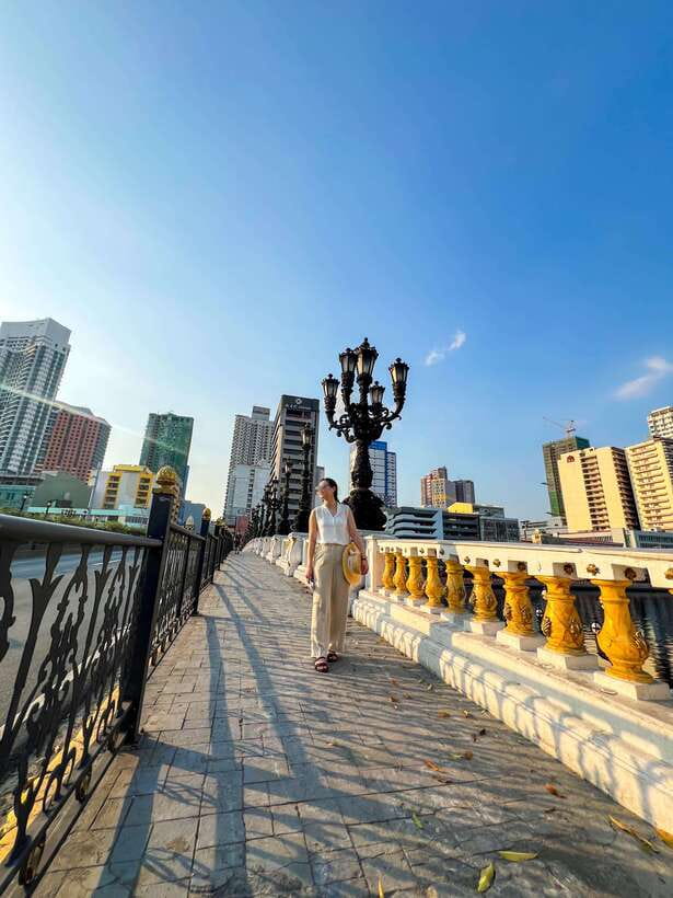 Solo Traveler Friendly Manila Walk w/ Mobile Photography - What the mobile photography session really gives you