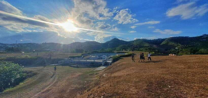 Trekking to see the beautiful view of Cebu City - A small group with a friendly social side