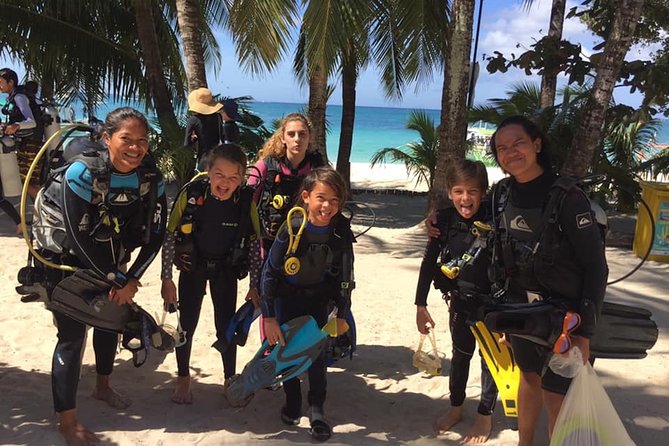 WaterColors - Discover Scuba Diving in Boracay - Starting near Willy’s Rock in Station 1
