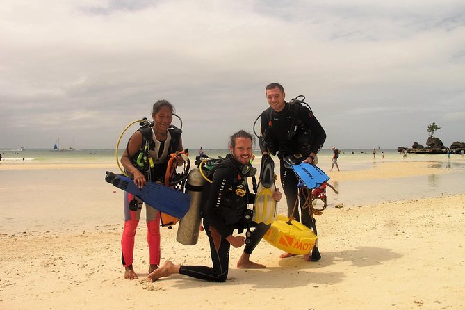 WaterColors - Open Water Diver Certification in Boracay - Boracay meeting point and daily practicalities