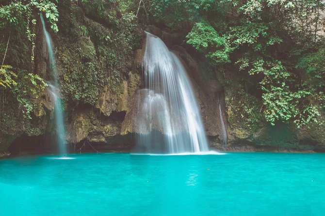 Whale Shark Watching with Sumilon Sandbar and Kawasan Falls Tour - Oslob whale shark watching for about 30 minutes